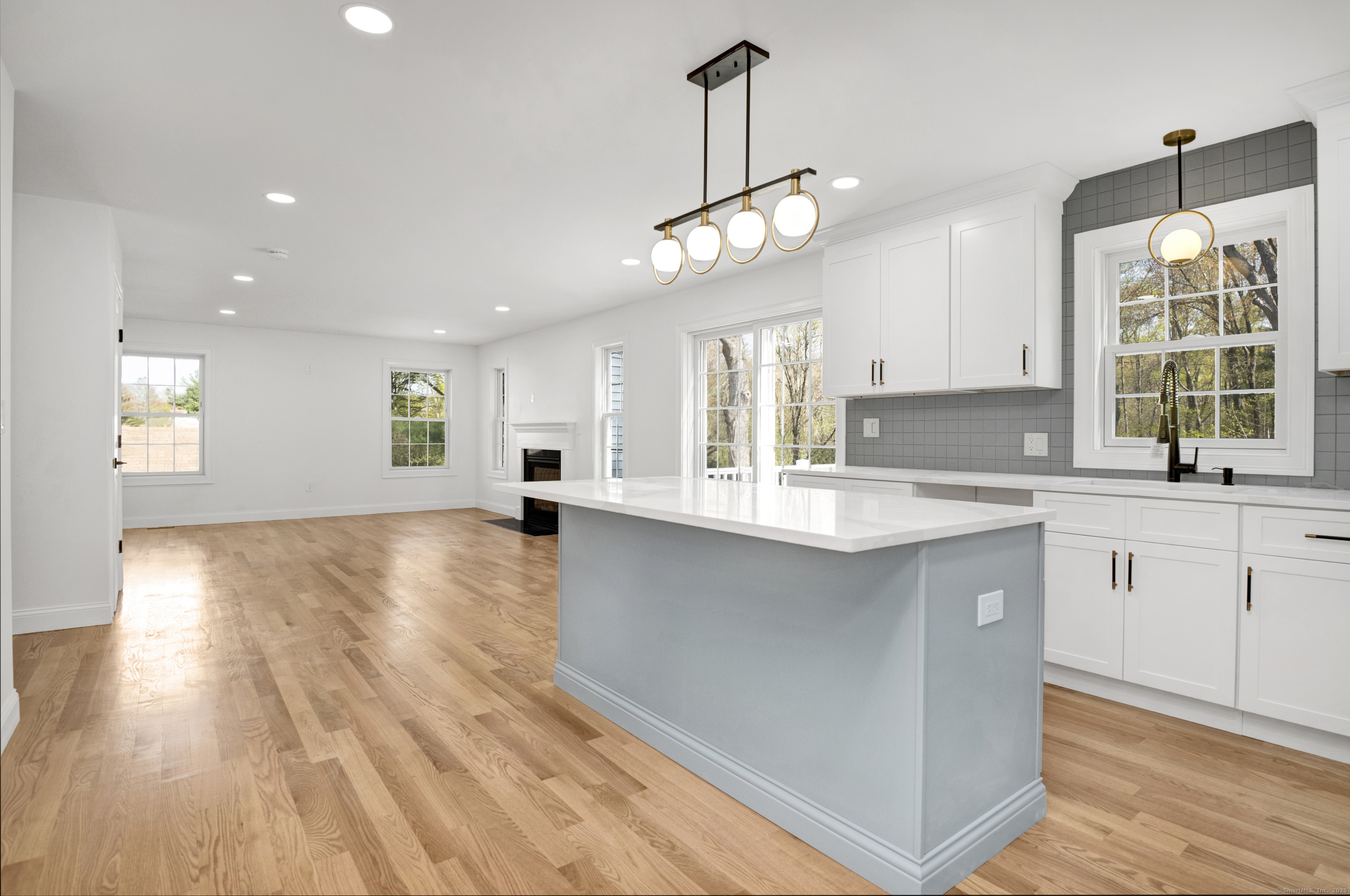 416 Oakland Road