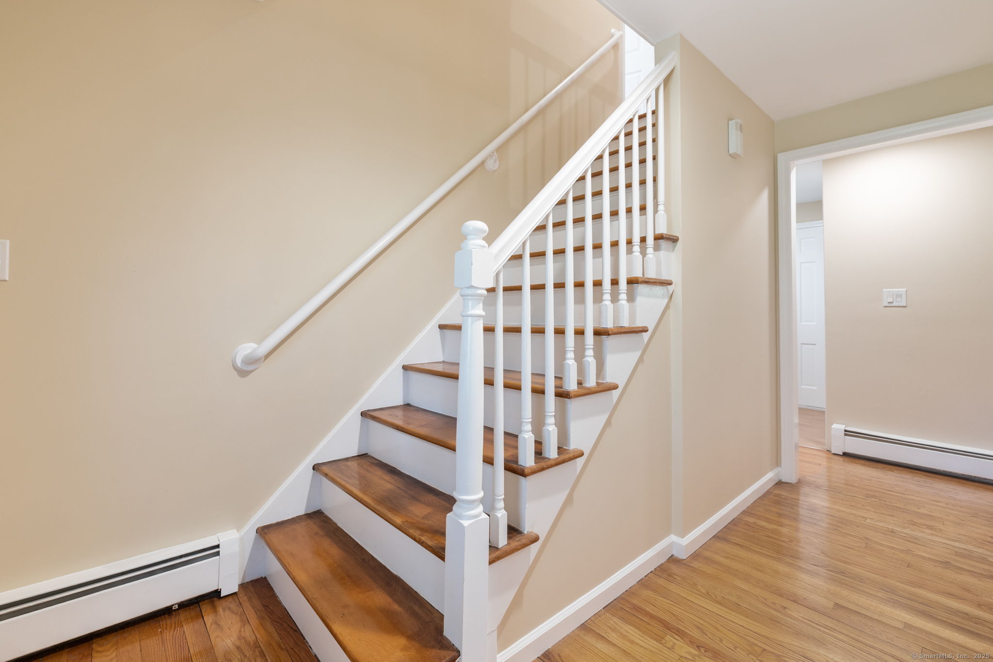 45 Ledgecrest Terrace