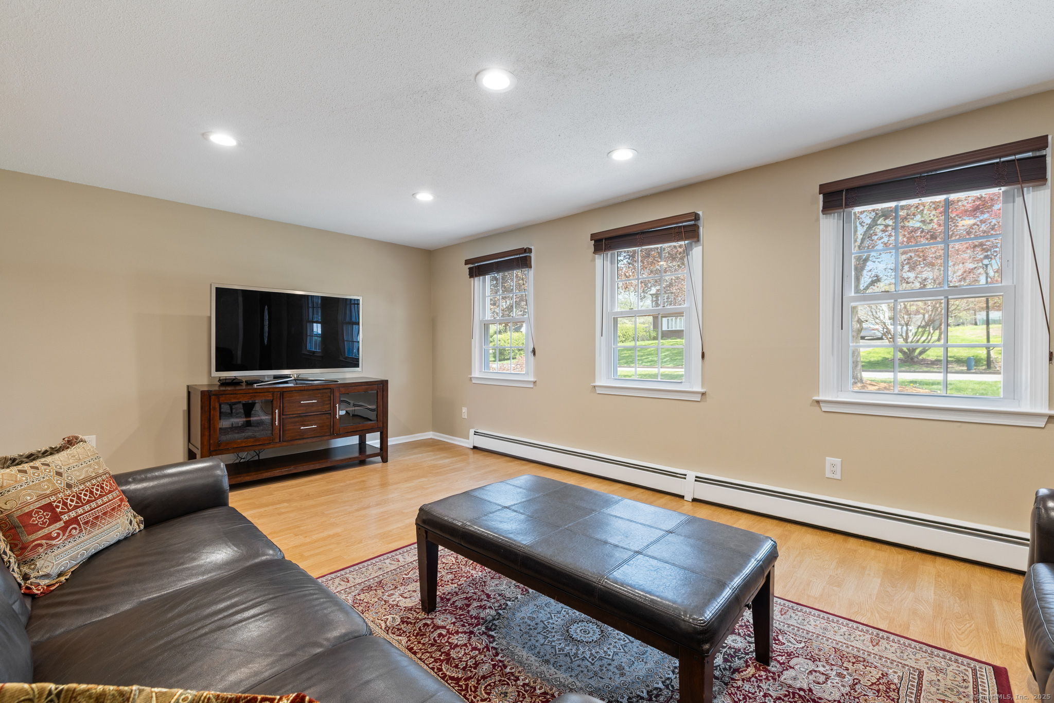 45 Ledgecrest Terrace