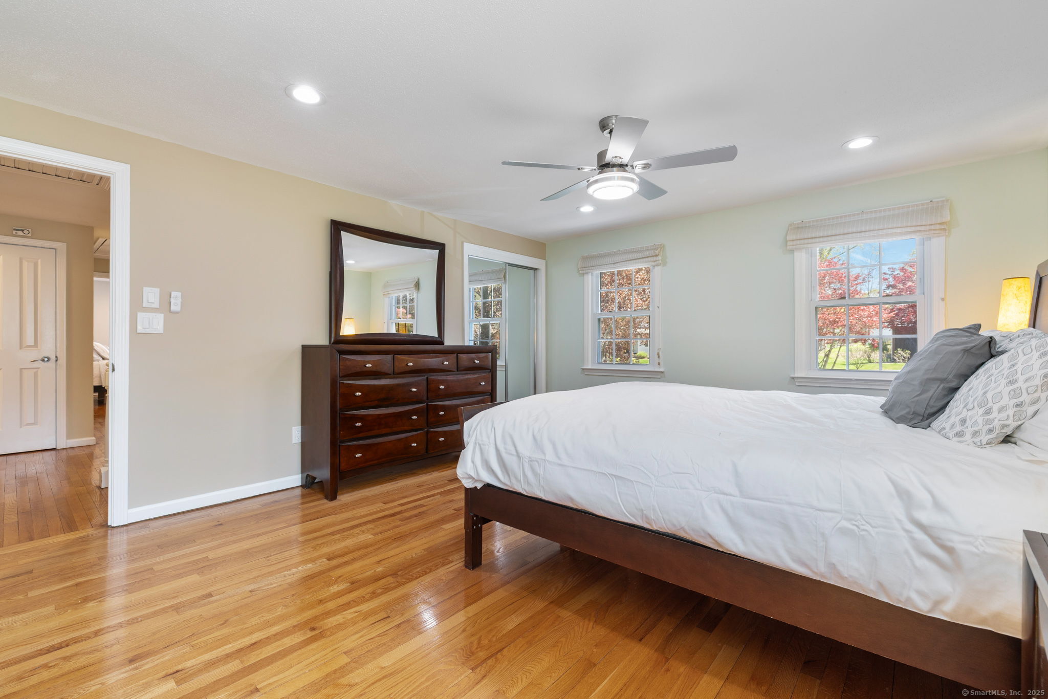 45 Ledgecrest Terrace