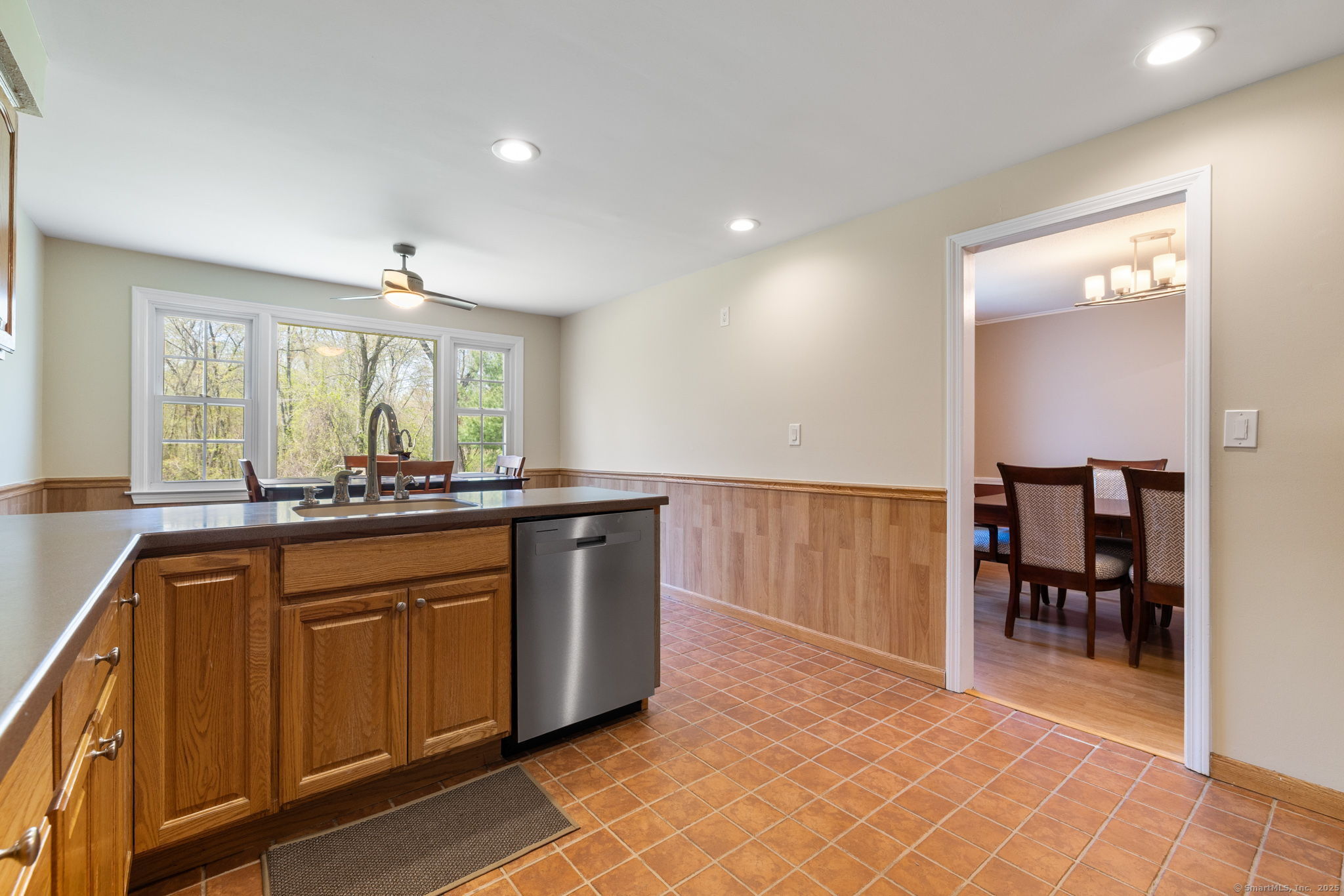 45 Ledgecrest Terrace