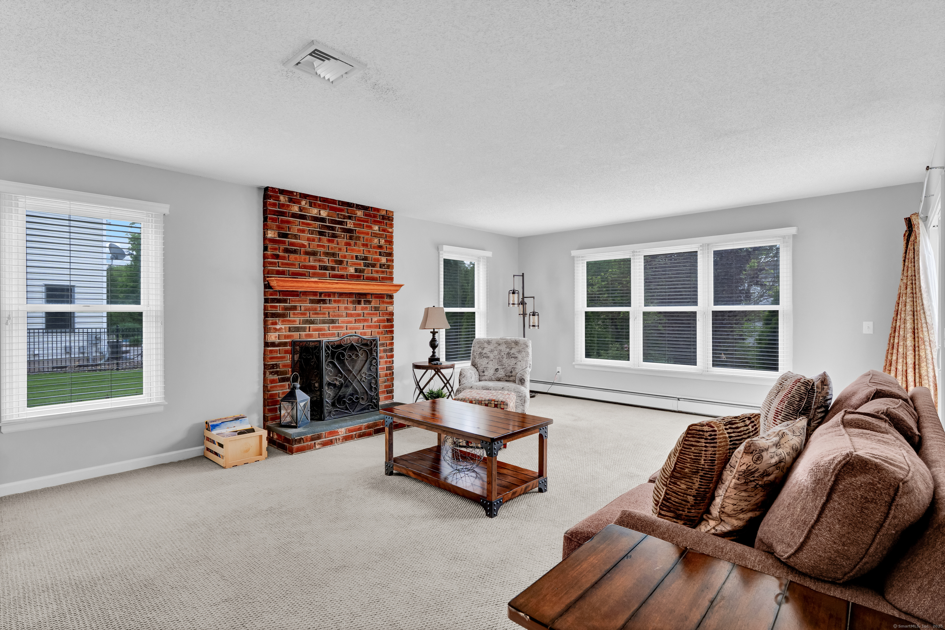 136 Windmill Hill