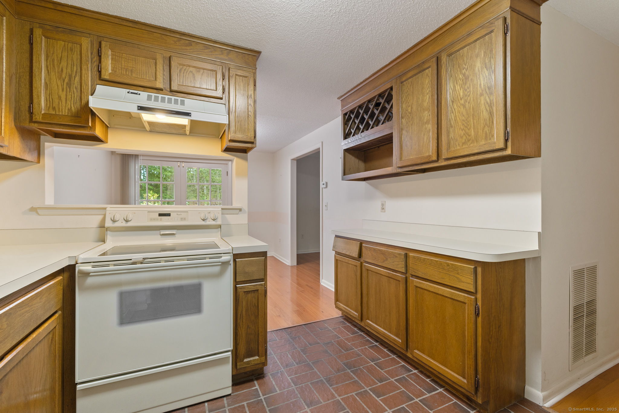 8 Dutton Place Way 8