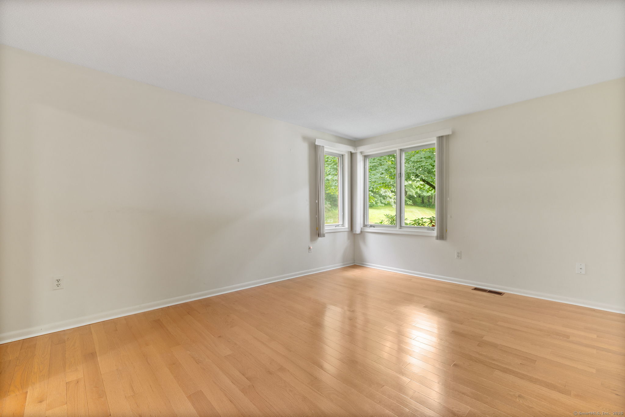 8 Dutton Place Way 8