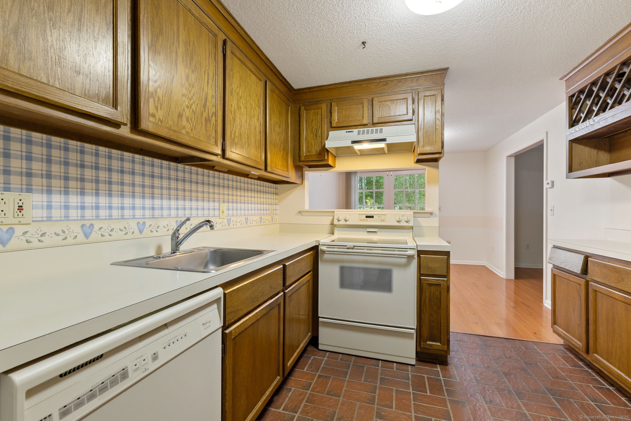 8 Dutton Place Way 8