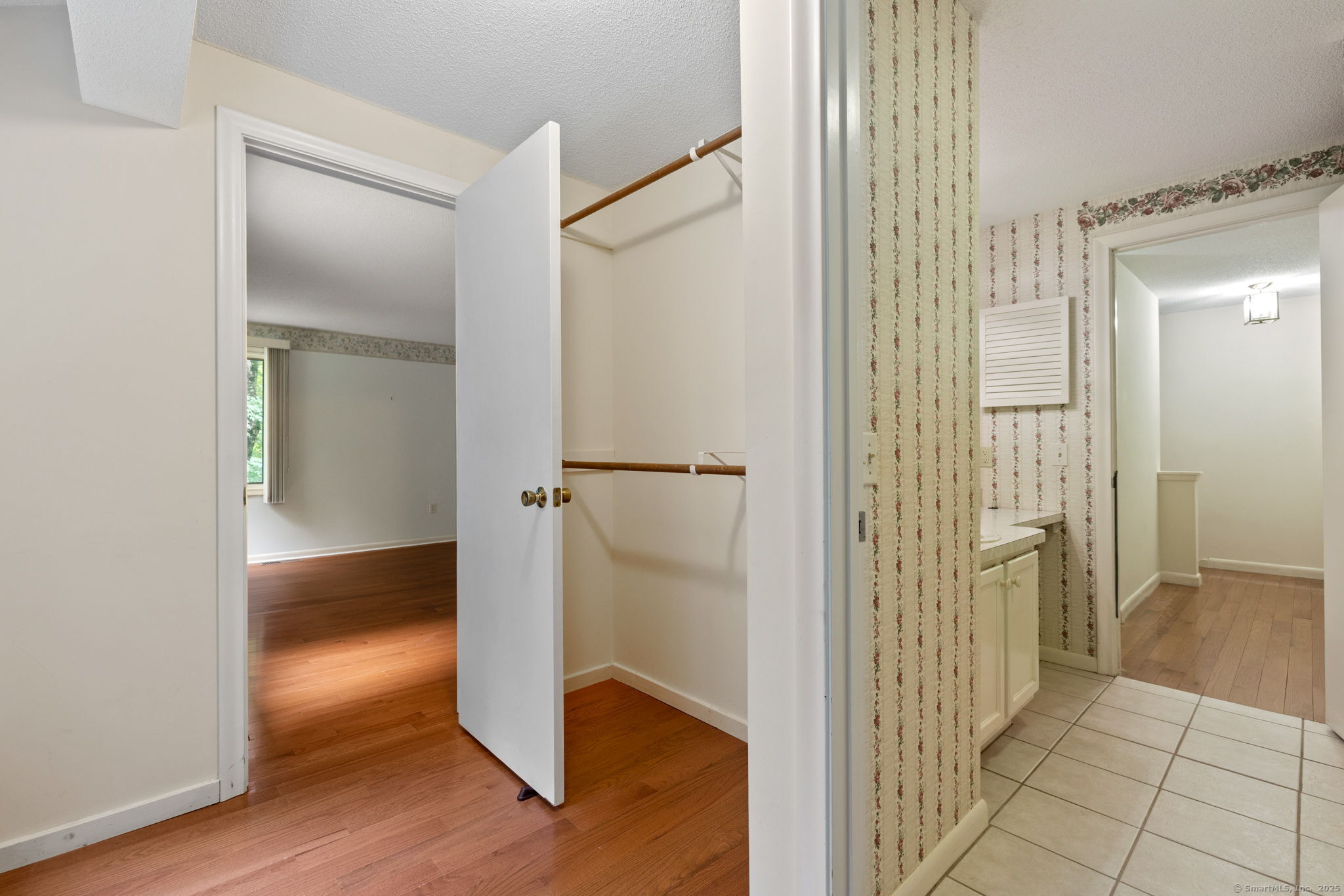 8 Dutton Place Way 8