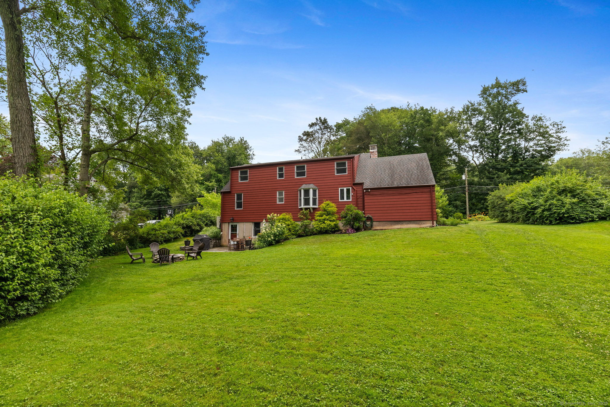 39 Buttonball Lane
