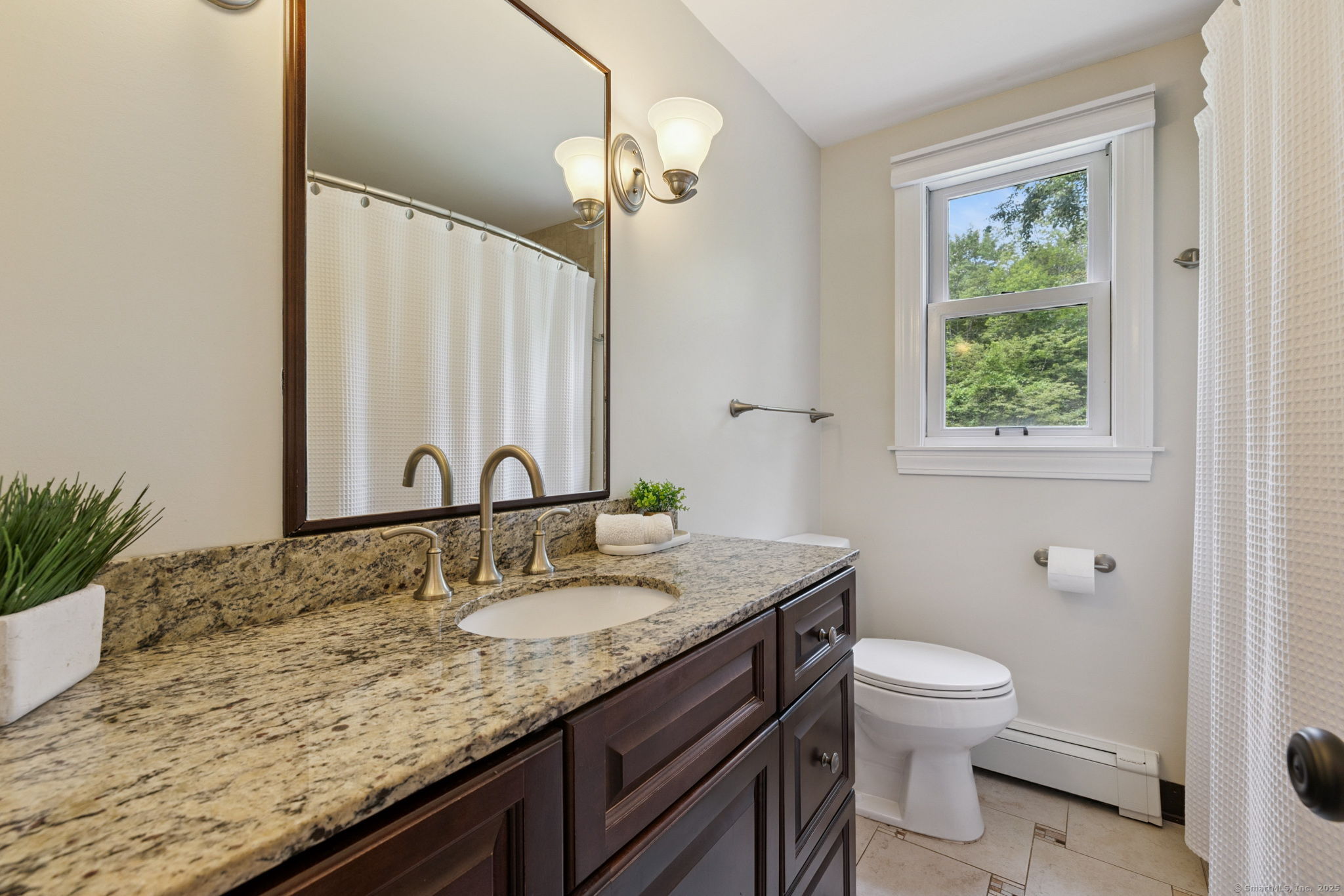 39 Buttonball Lane