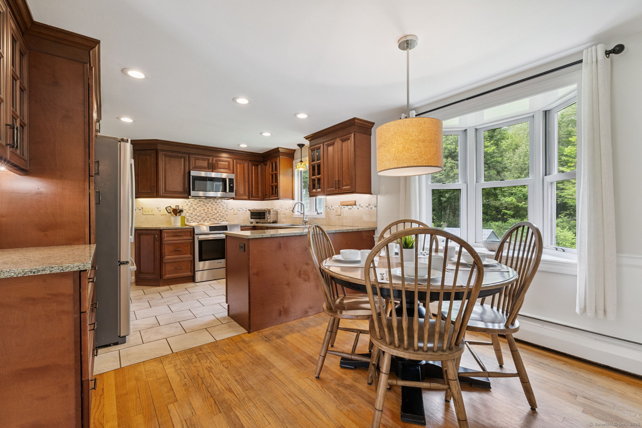 39 Buttonball Lane