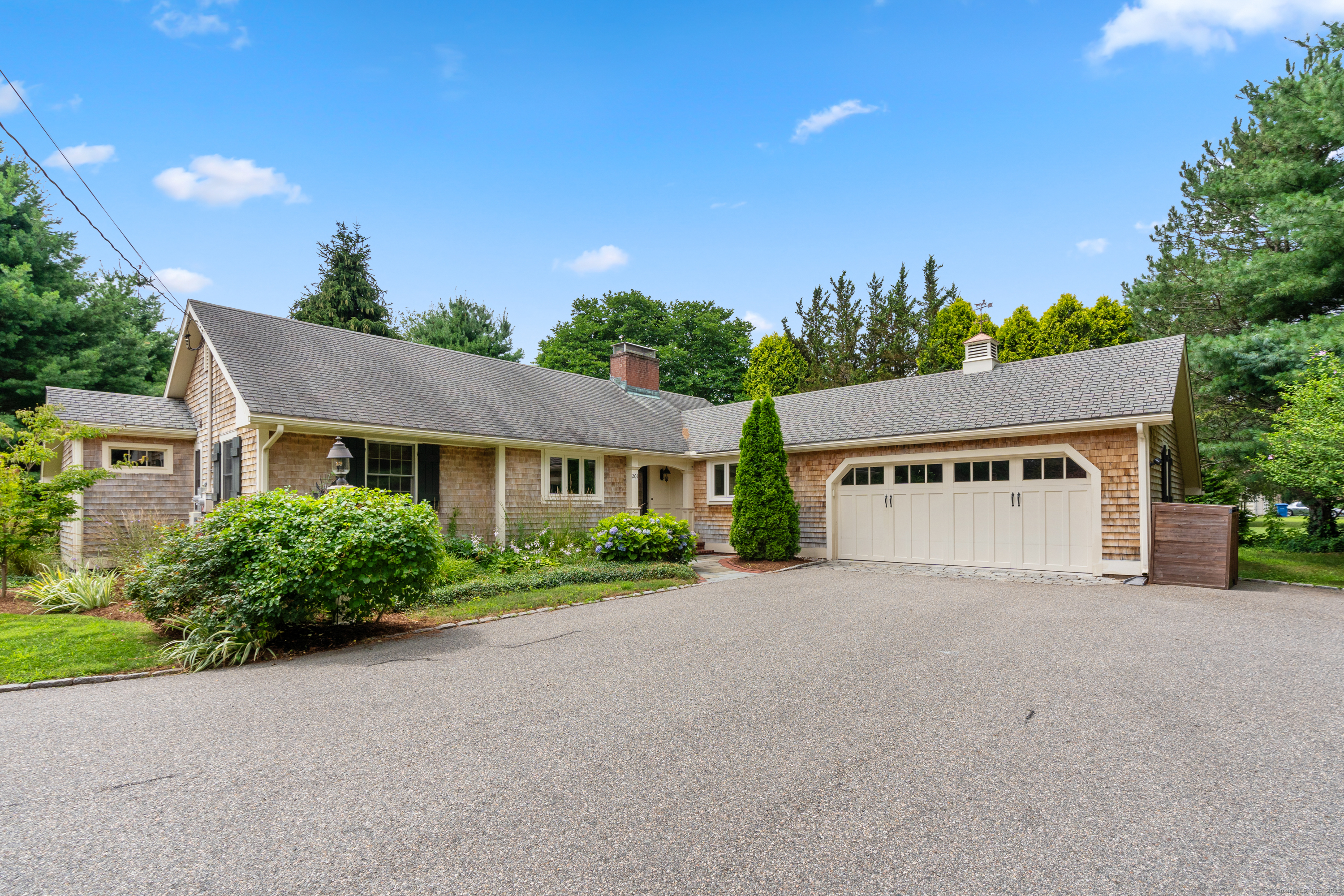 201 Robin Road