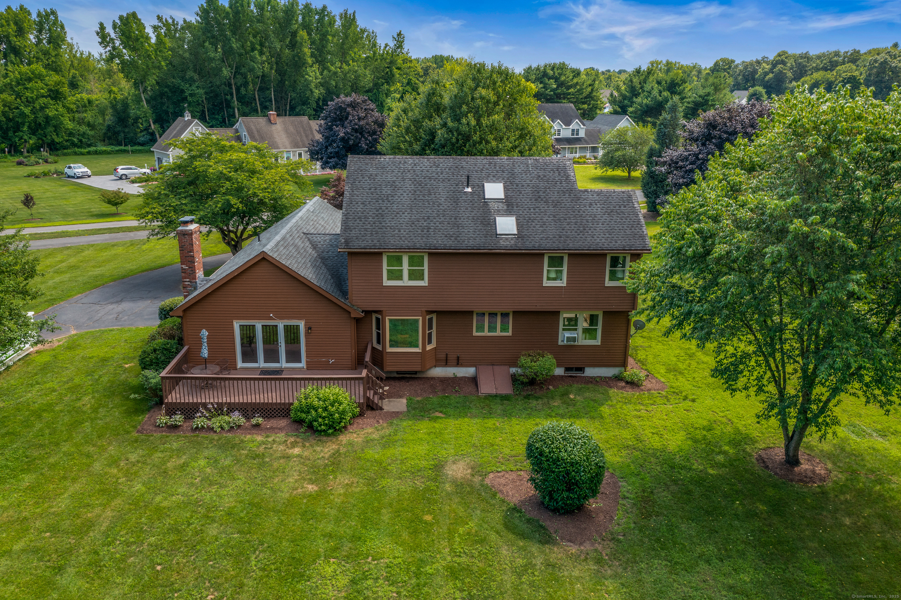 8 Country Farm Lane