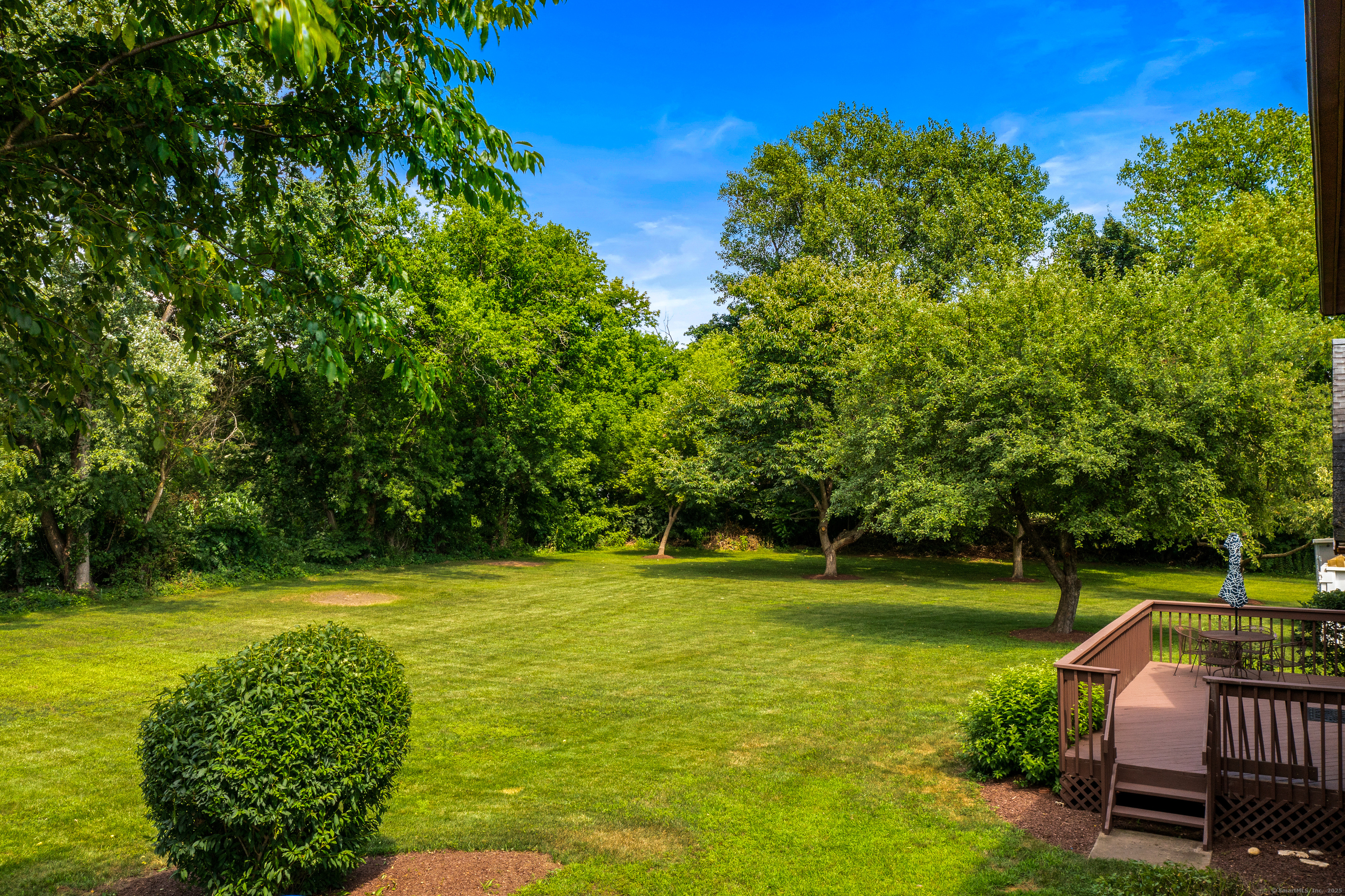 8 Country Farm Lane