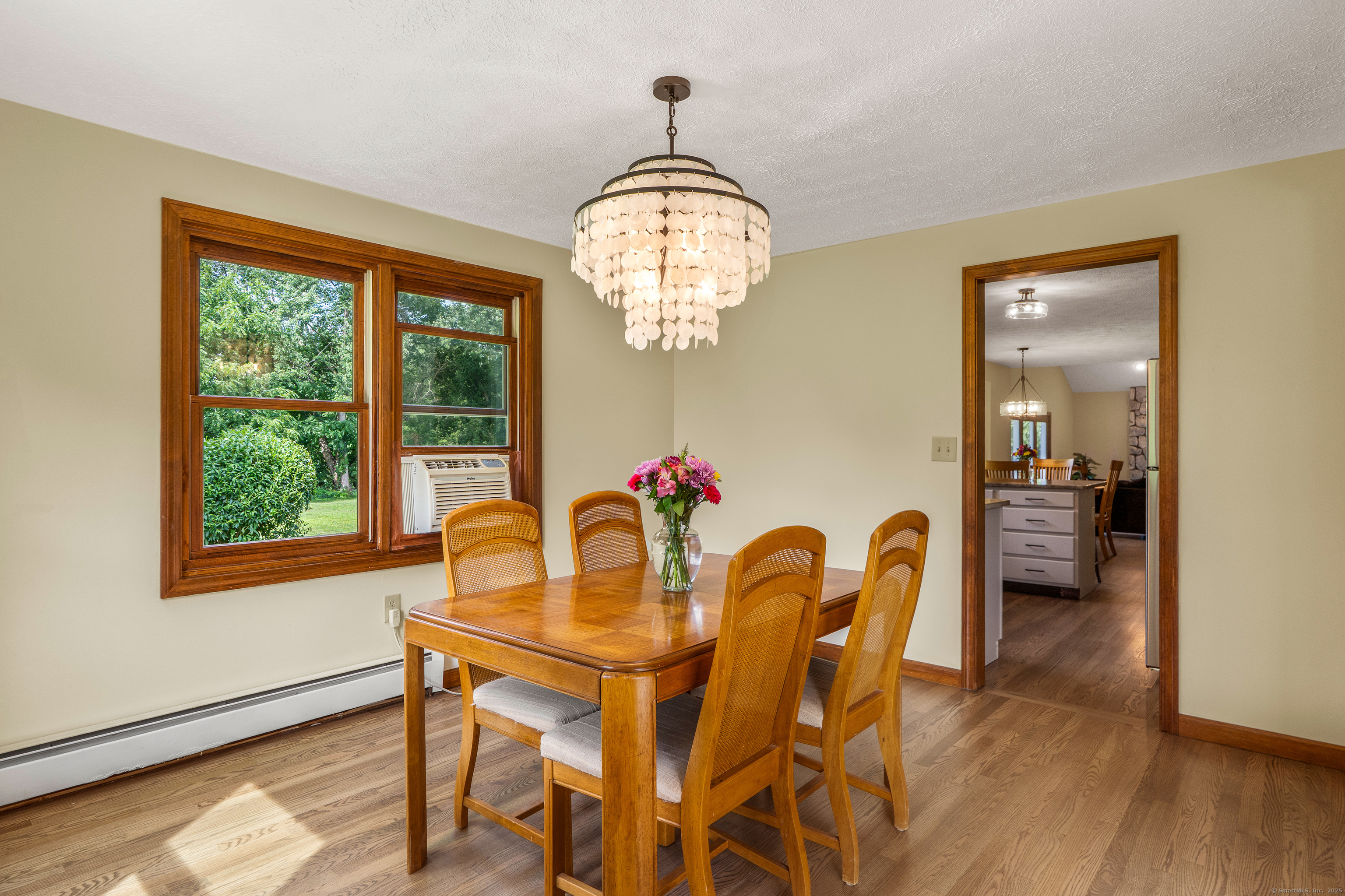 8 Country Farm Lane