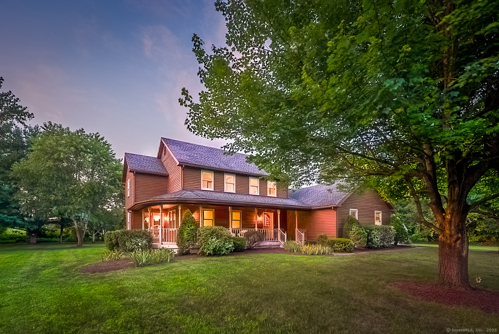 8 Country Farm Lane