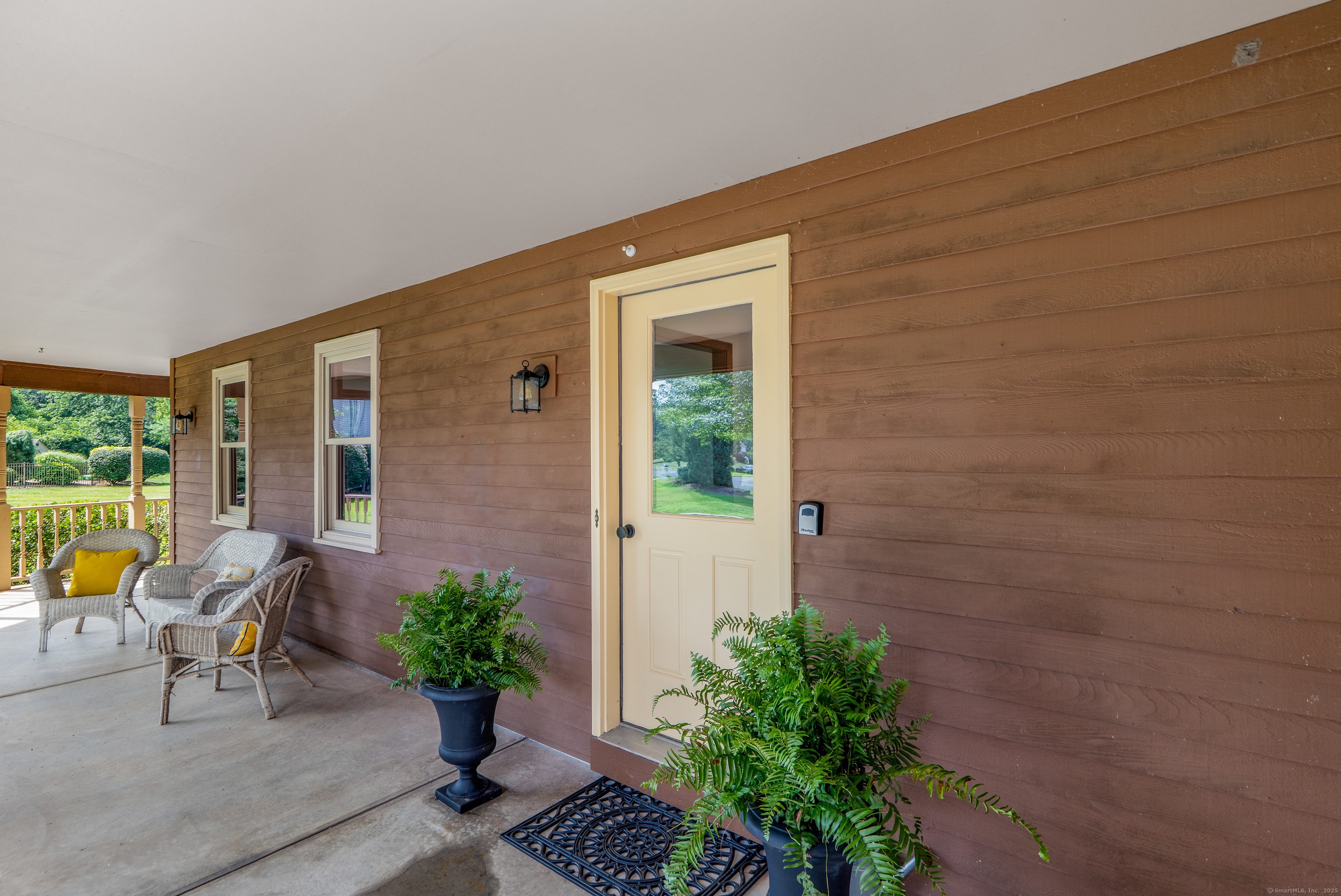8 Country Farm Lane