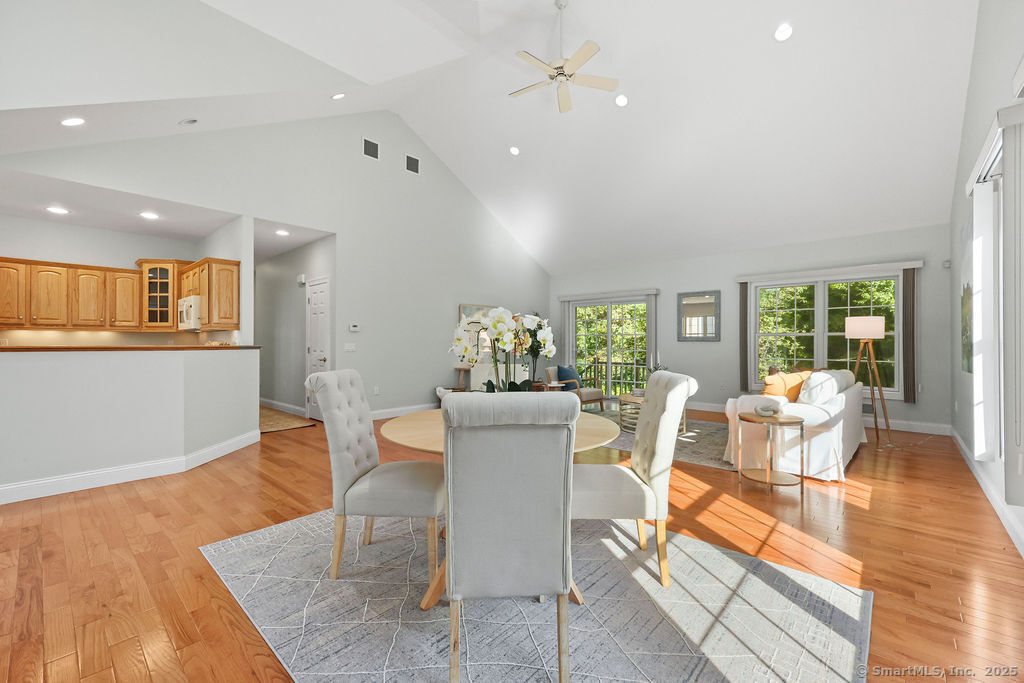 16 Autumn Lane 16