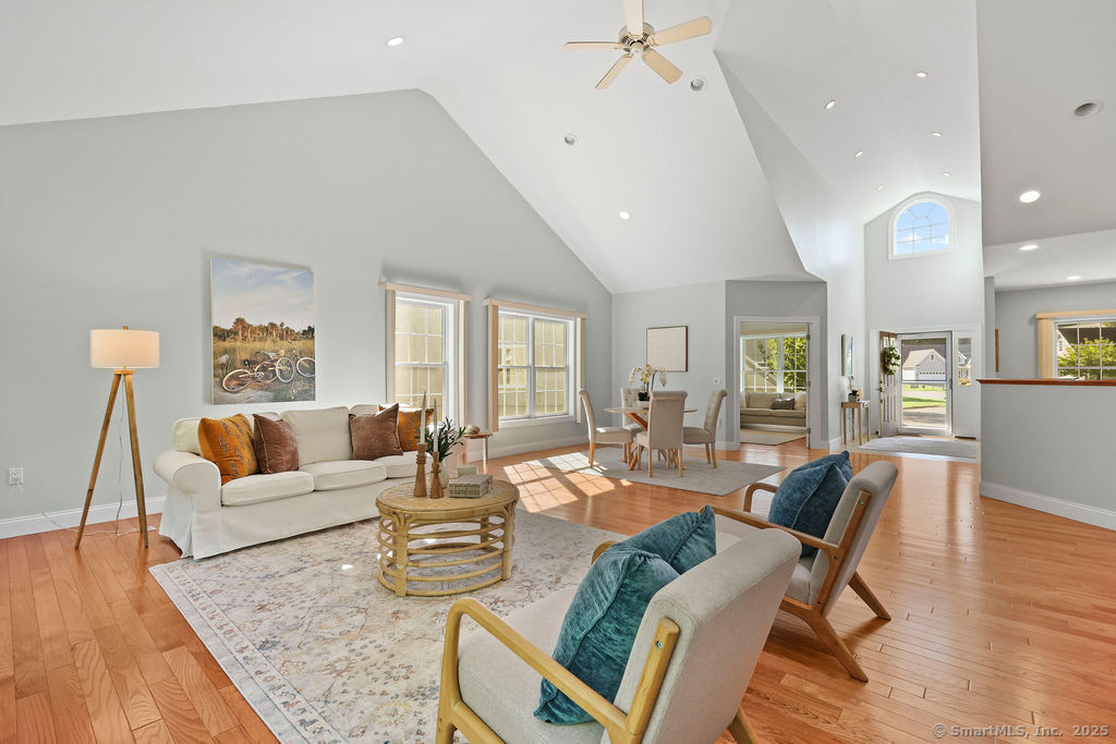 16 Autumn Lane 16