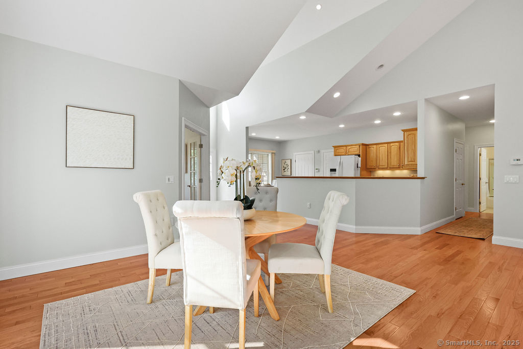 16 Autumn Lane 16