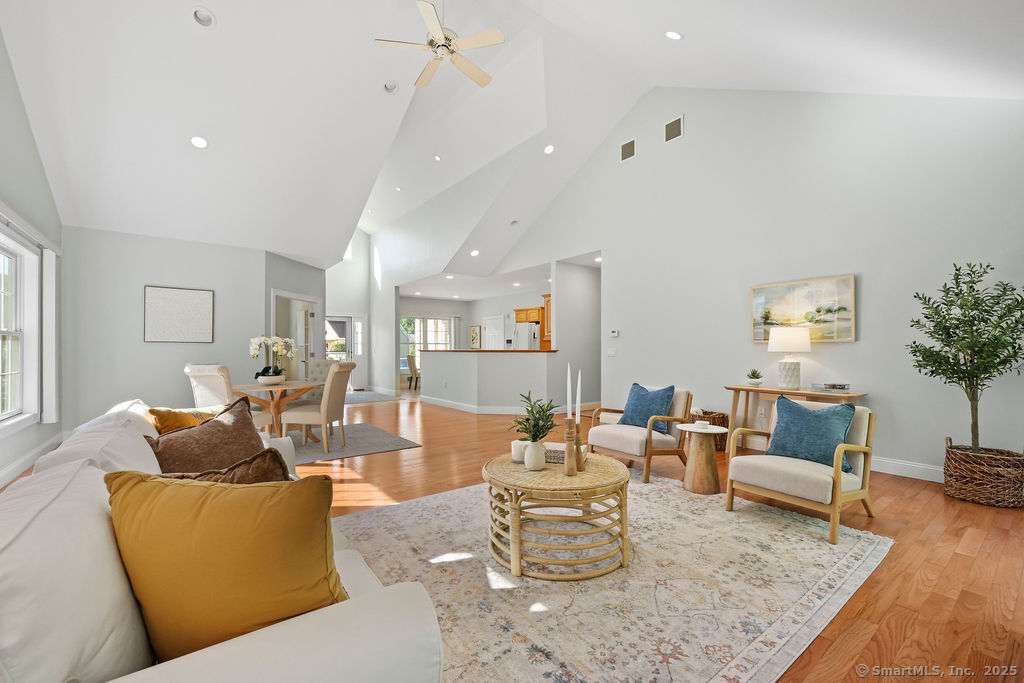16 Autumn Lane 16