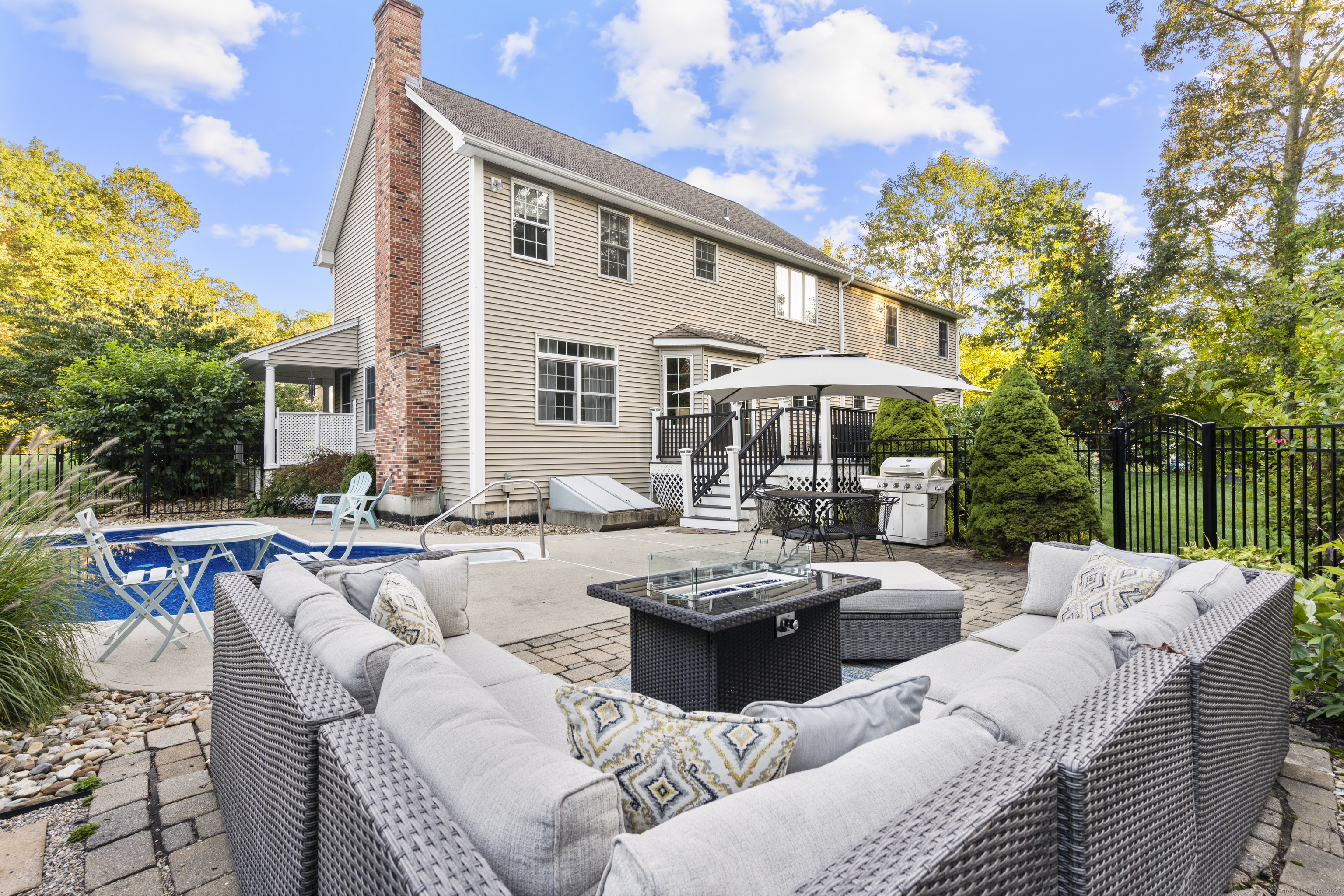 51 Country Club Road