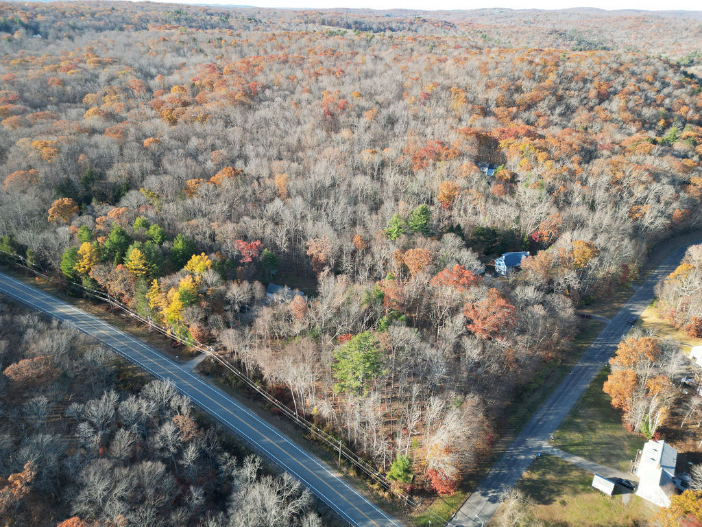 Middle Turnpike