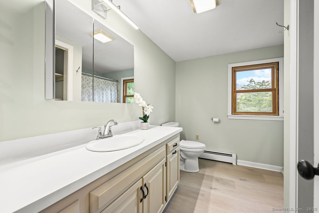 33 Tinker Pond Road