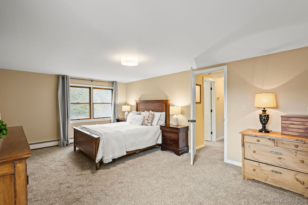 33 Tinker Pond Road