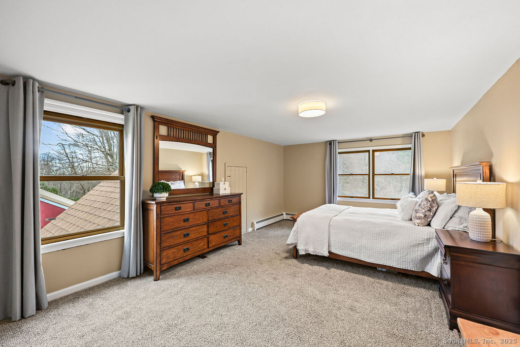 33 Tinker Pond Road