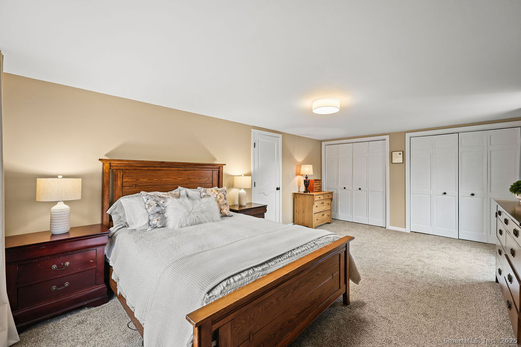 33 Tinker Pond Road