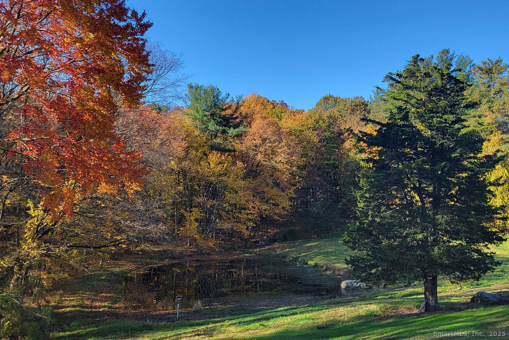 33 Tinker Pond Road