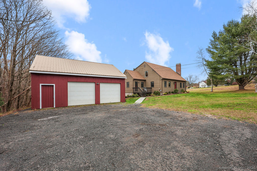 33 Tinker Pond Road