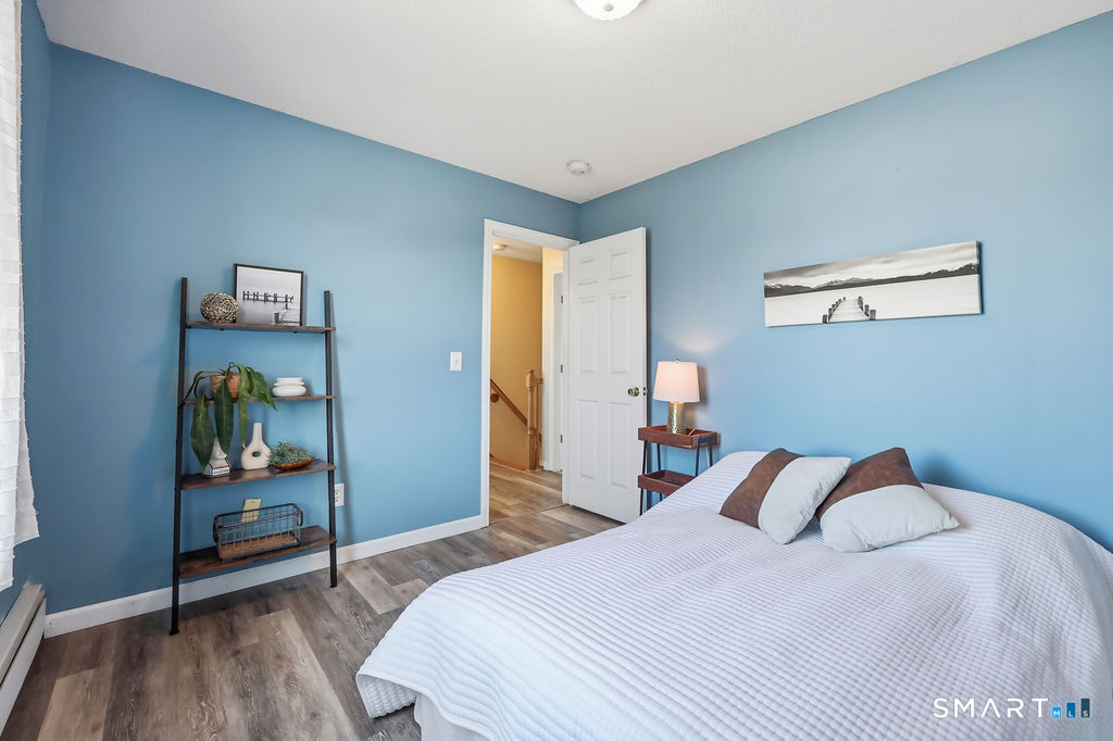 121 Grandview Street