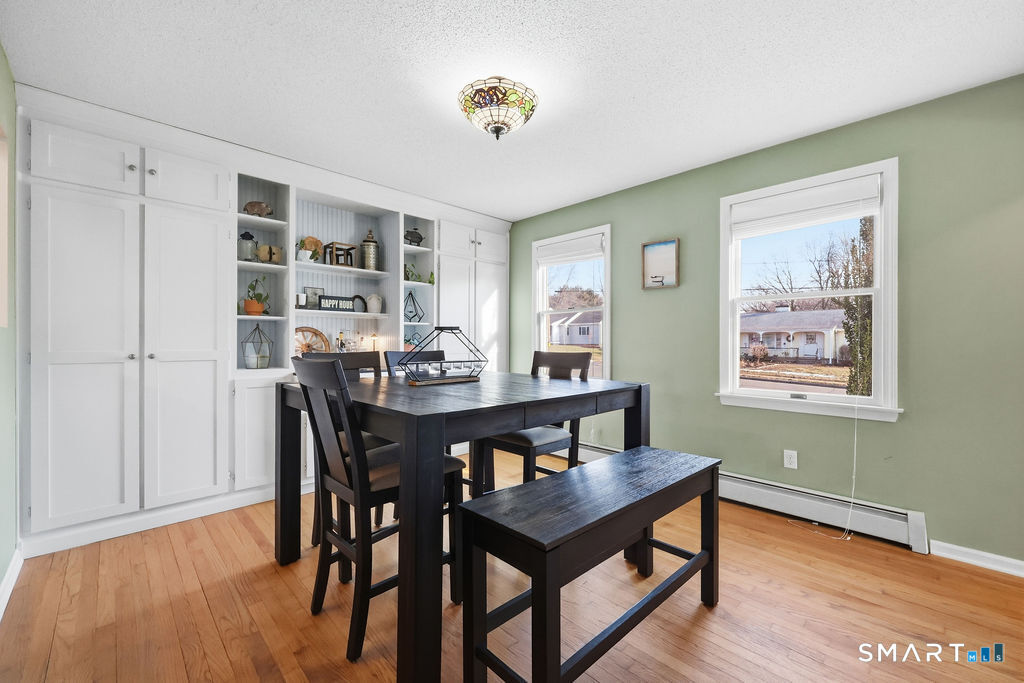 121 Grandview Street