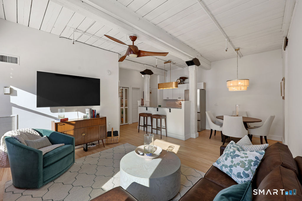 222 Williams Street East APT 223