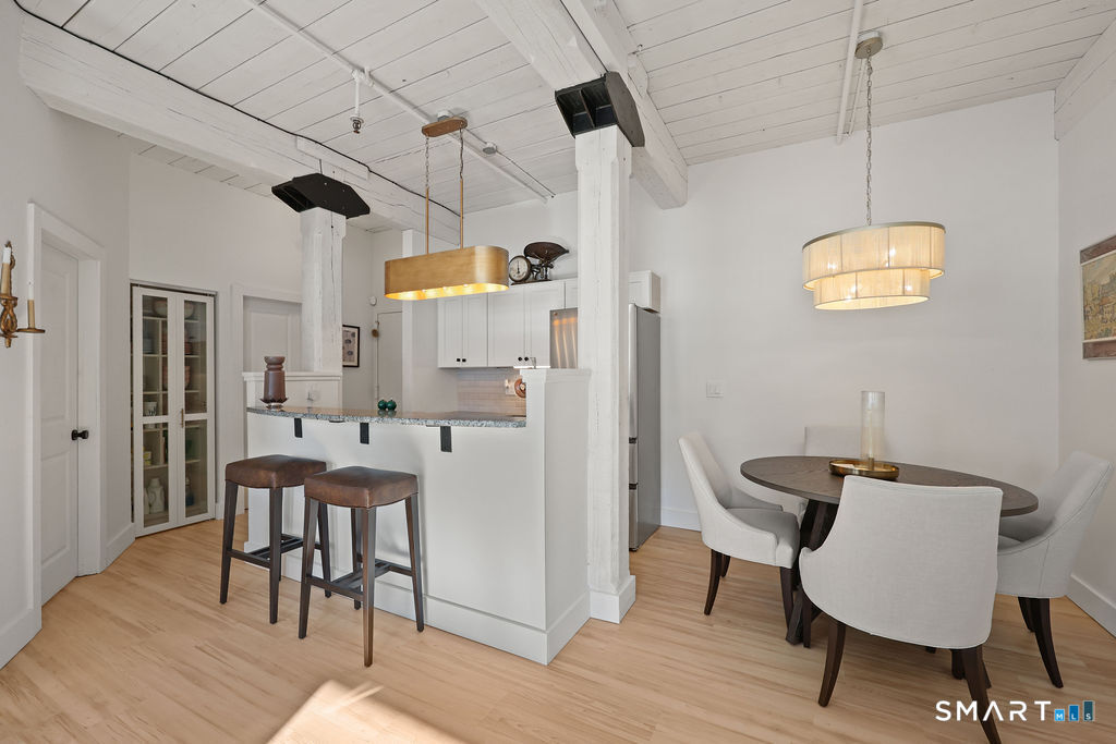 222 Williams Street East APT 223