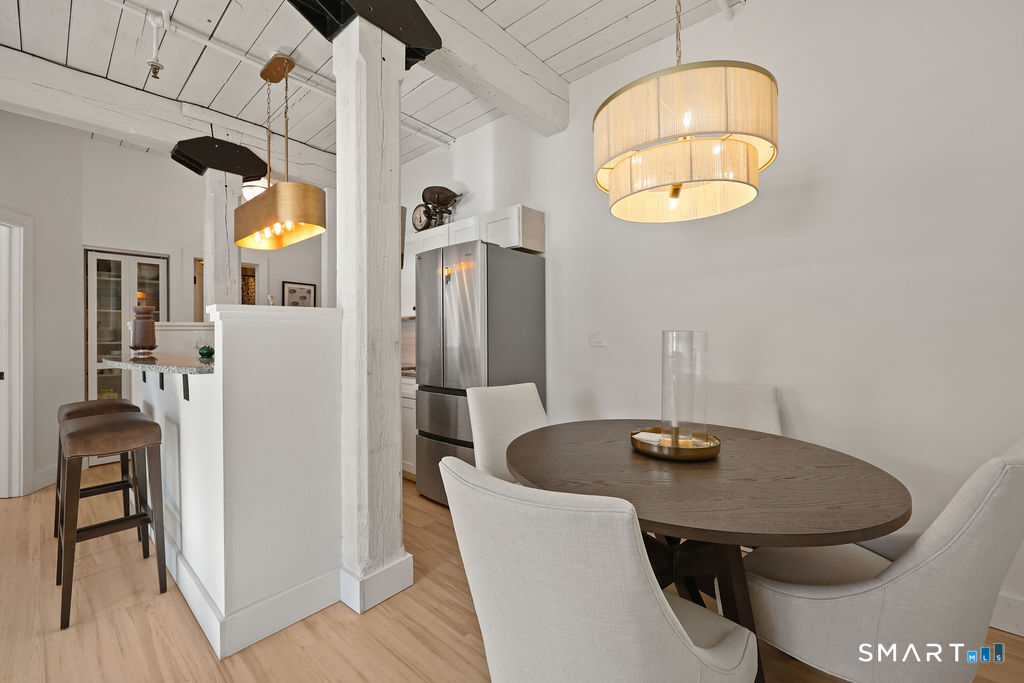 222 Williams Street East APT 223