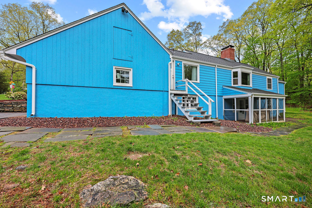 77 Kimberly Lane