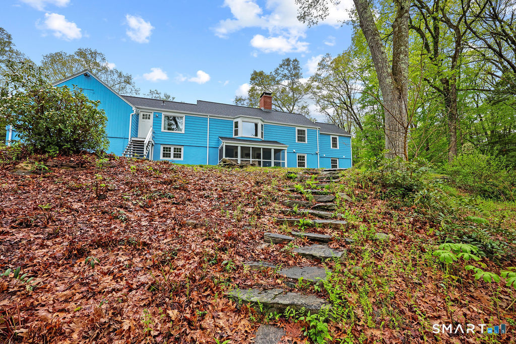 77 Kimberly Lane