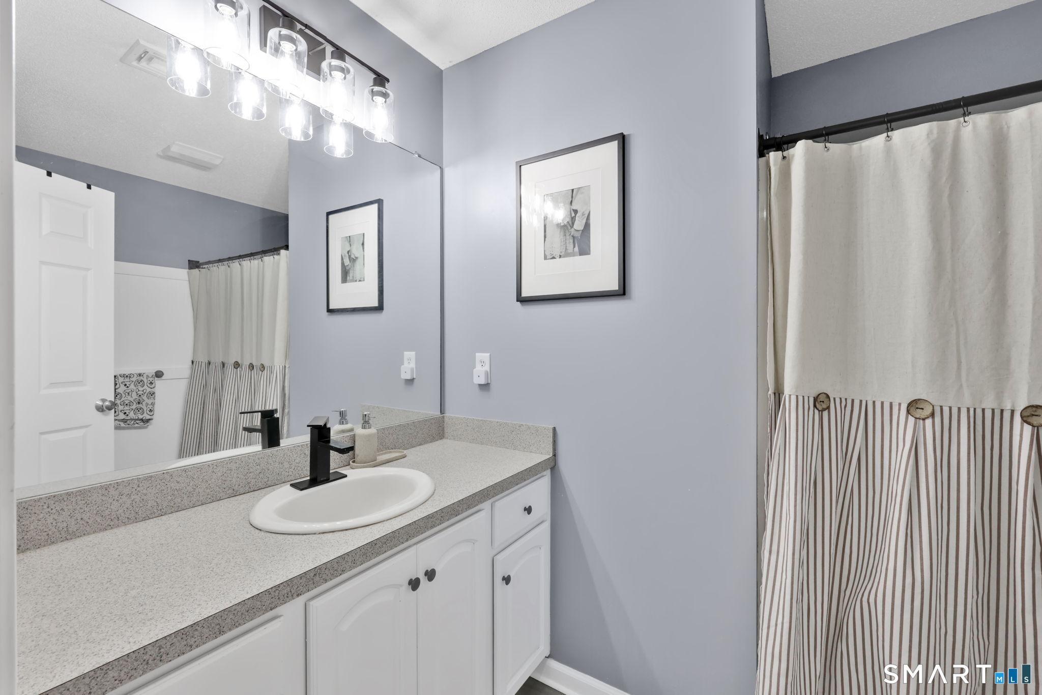 1158 Hartford Turnpike 30
