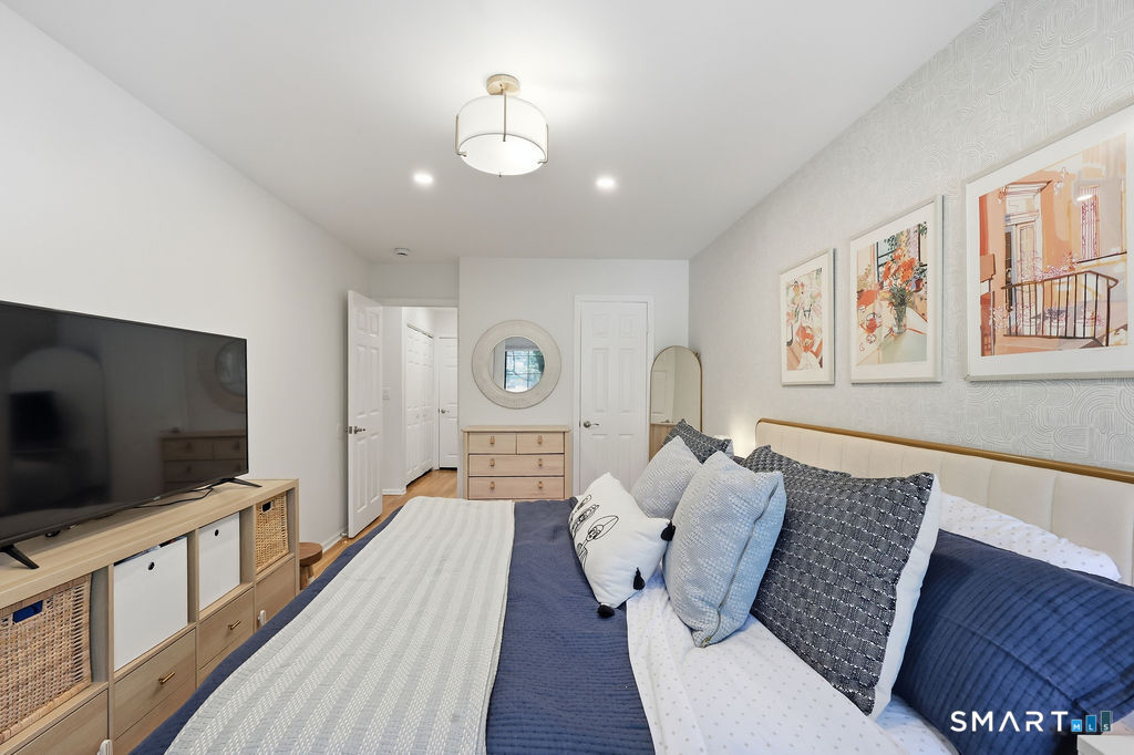 1 Valley Road Unit: 105