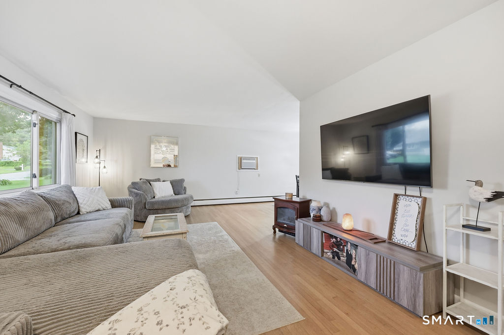 159 Crestview Drive