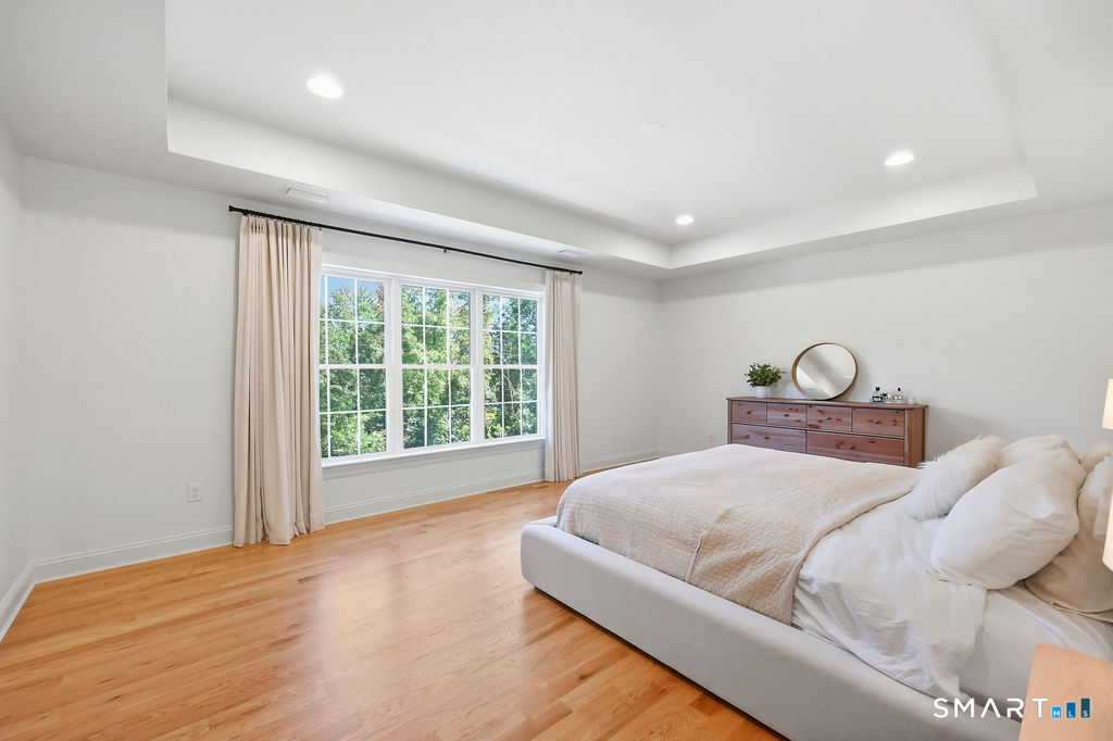 21 Wolf Hill Road