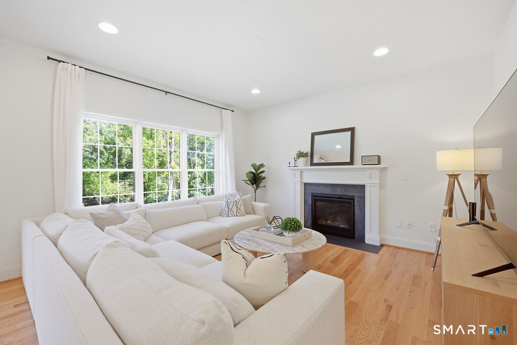 21 Wolf Hill Road