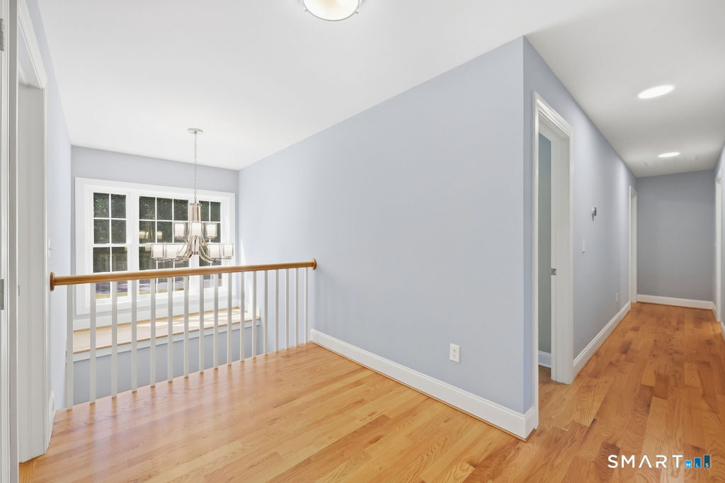 21 Wolf Hill Road