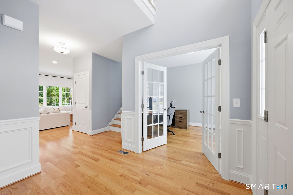 21 Wolf Hill Road