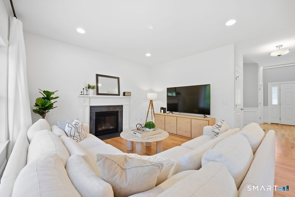 21 Wolf Hill Road
