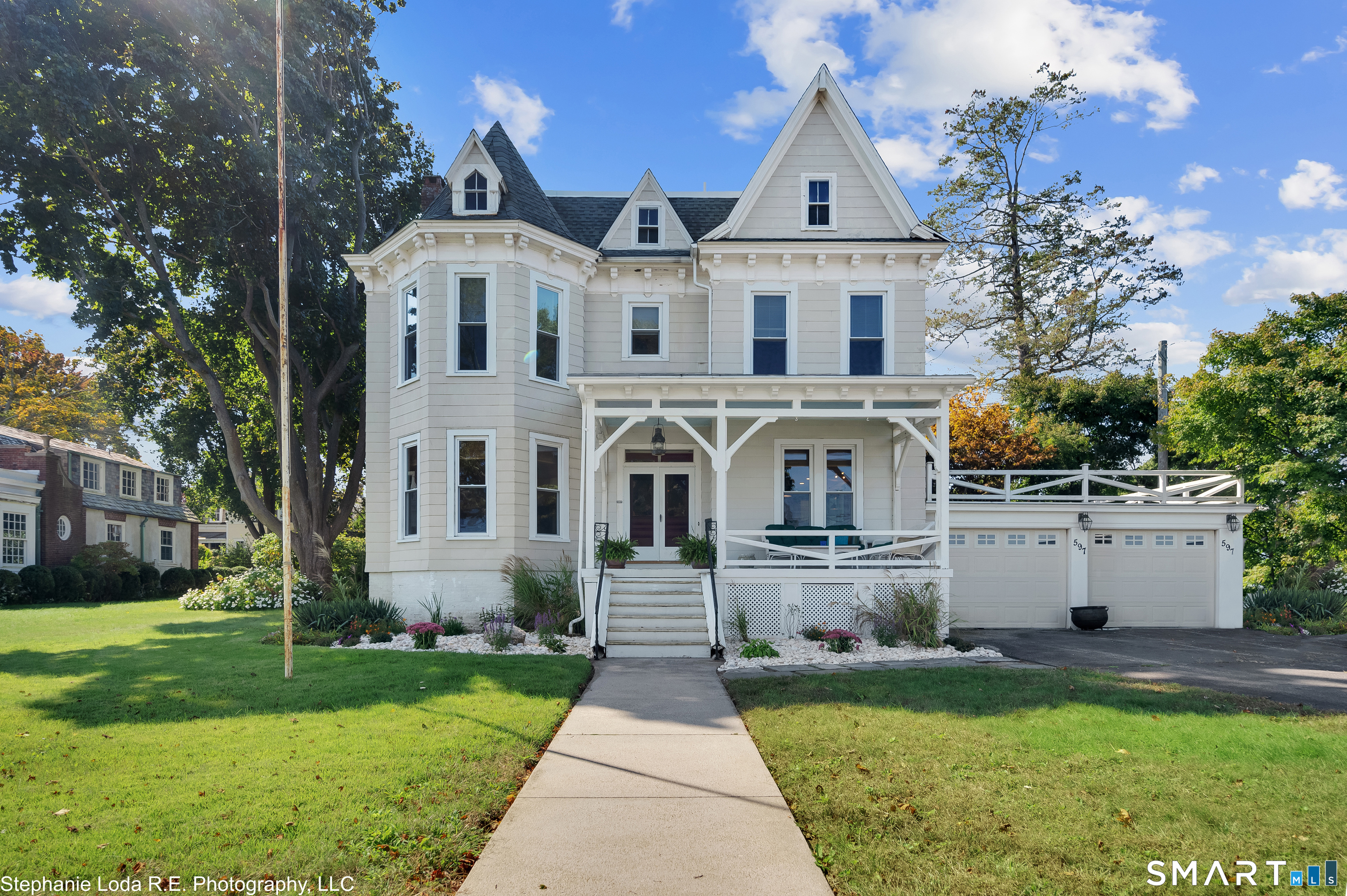 597 Pequot Avenue