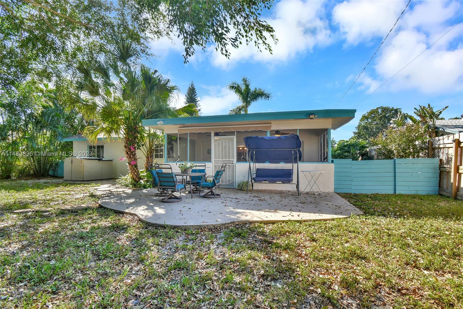 217 SE 26th Ave