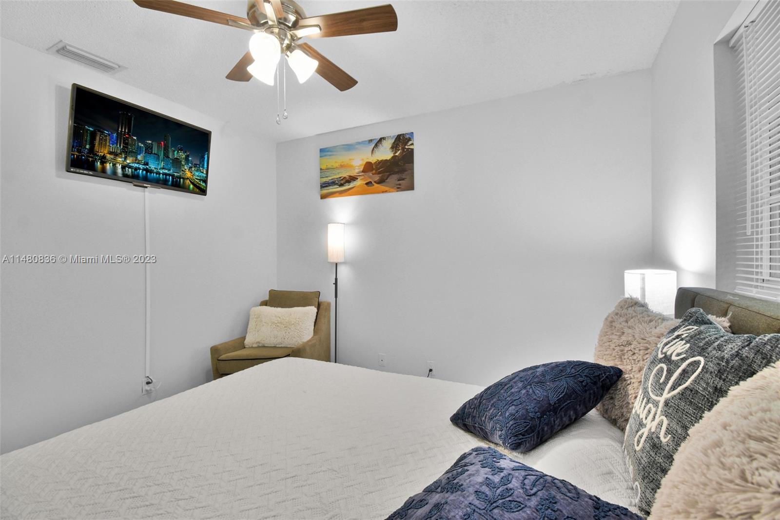 217 SE 26th Ave