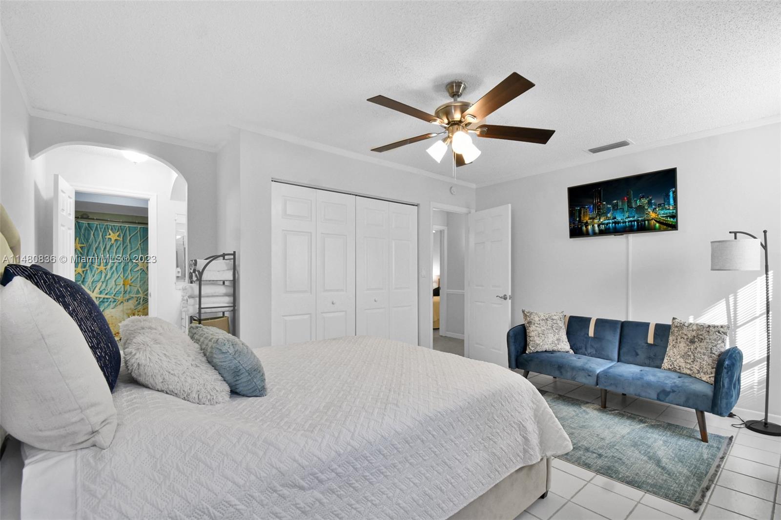 217 SE 26th Ave